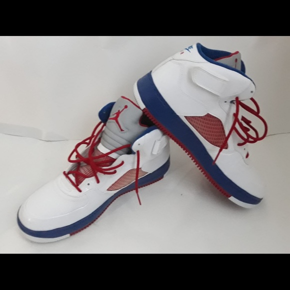 Size 13 Jordan’s. - Picture 8 of 8